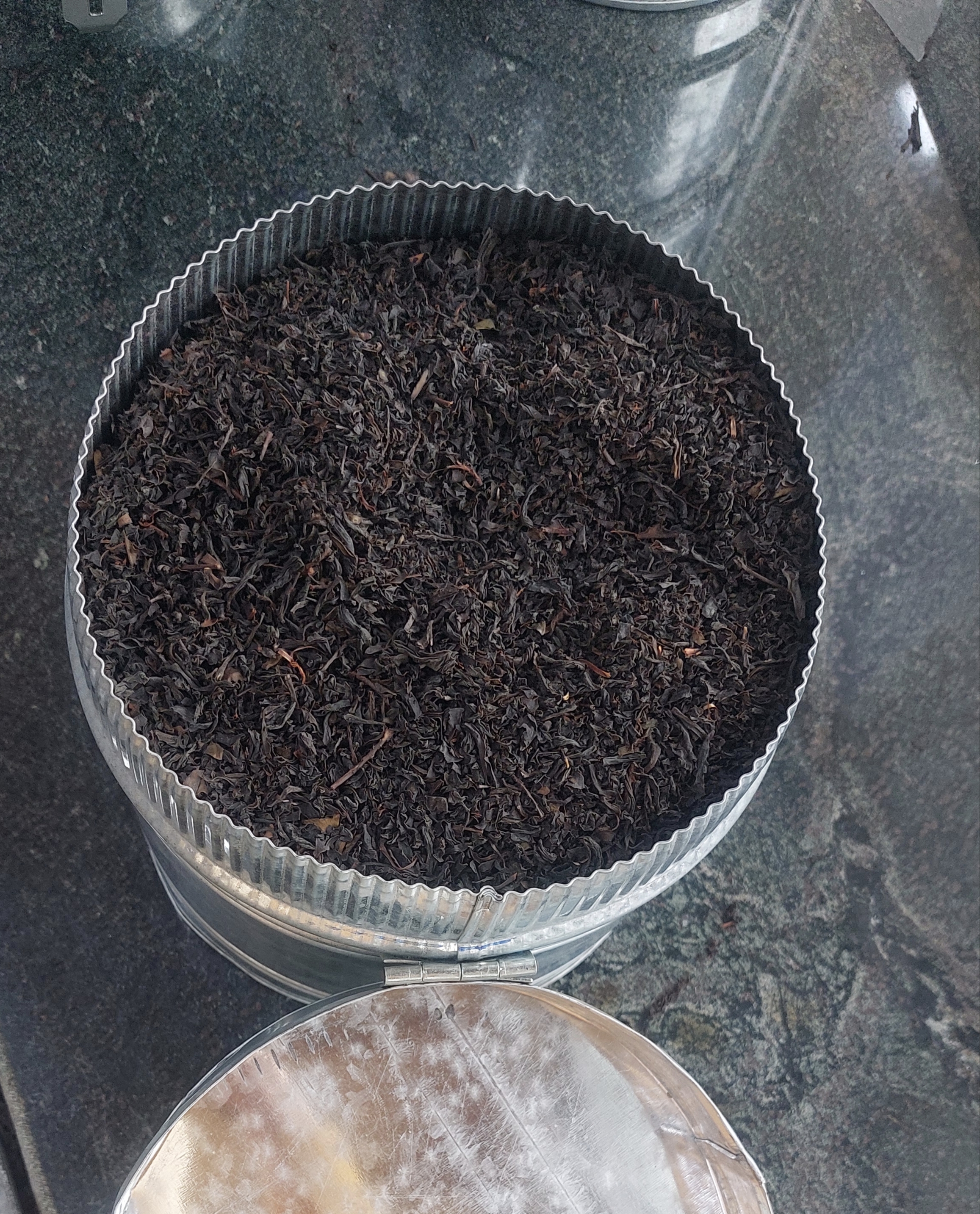چای زرین سوپرلوکس لاهیجان - یک کیلویی